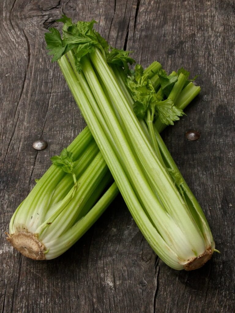 Celery (bunch)
